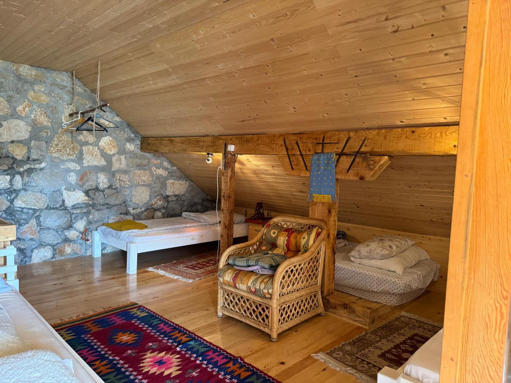 Mountain House Varda Ledenice エクステリア 写真