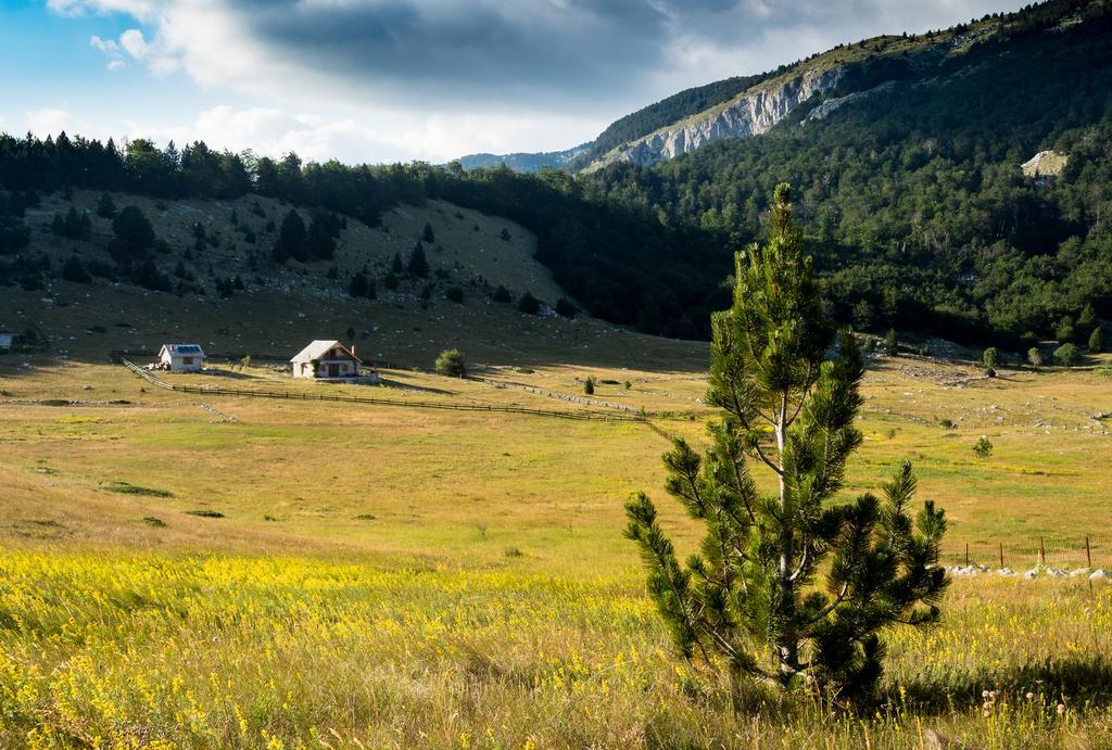 Mountain House Varda Ledenice エクステリア 写真